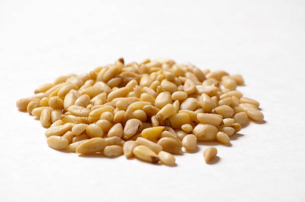 Quando possono i bambini mangiare i pinoli?